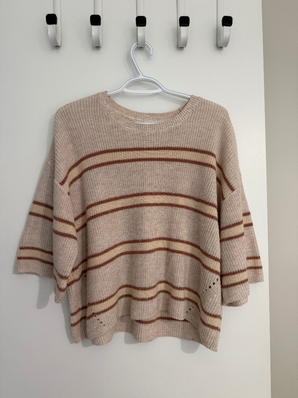 Gentle fawn short sleeve sweater